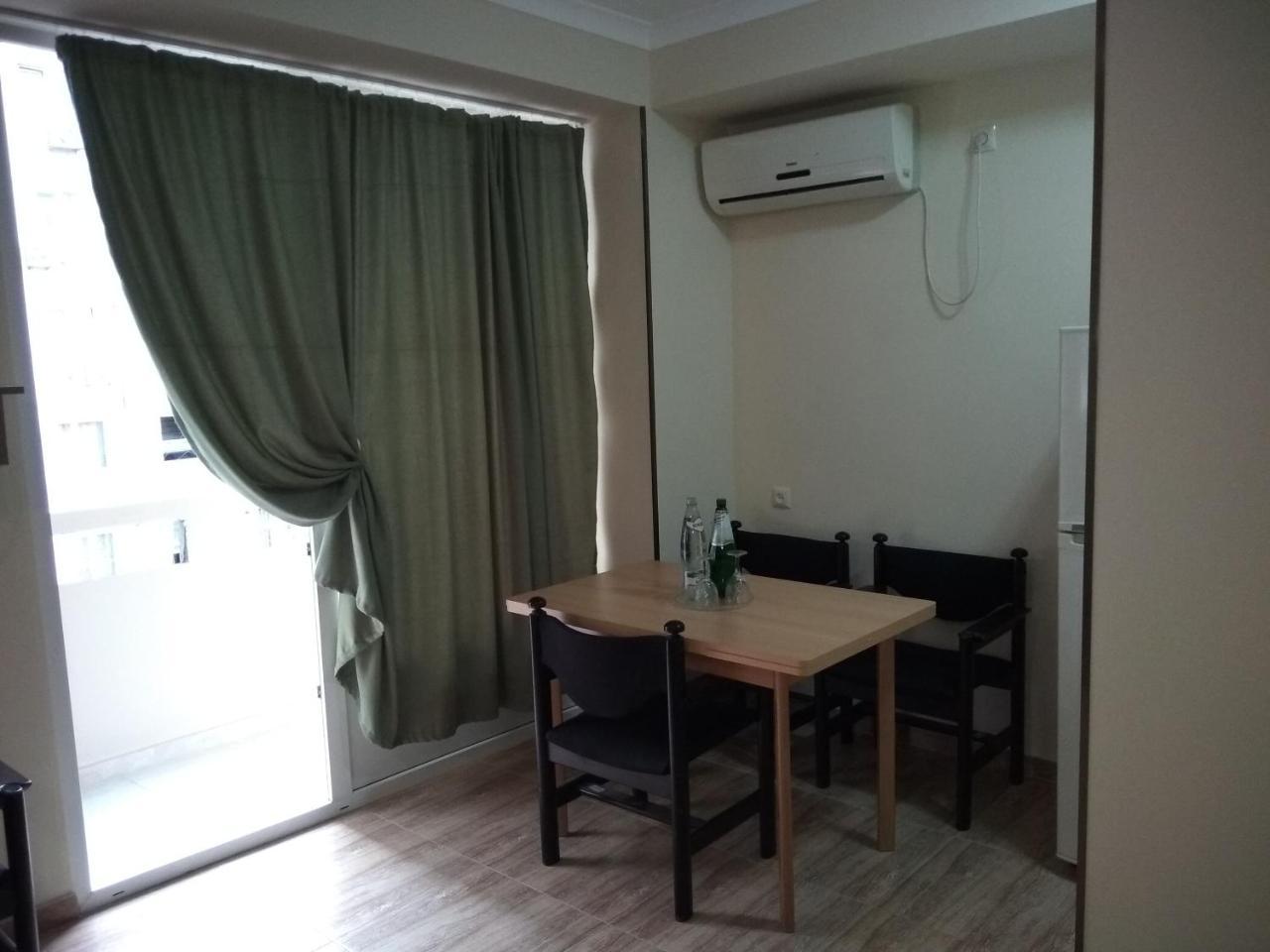 Varazi Apartments Tbilisi ภายนอก รูปภาพ